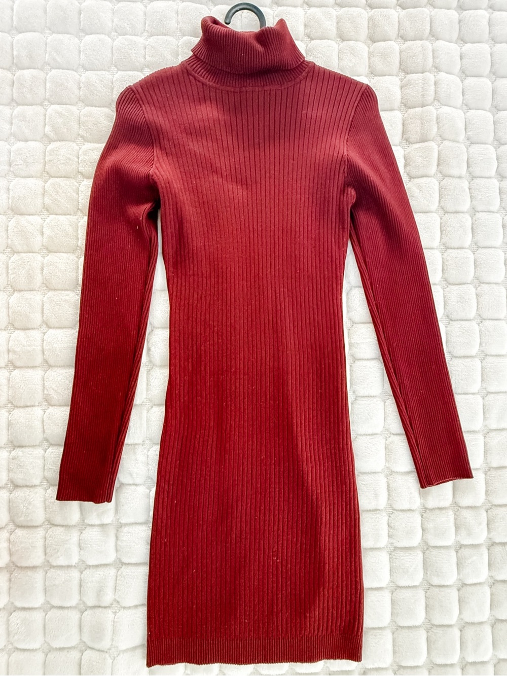 Ribbed Turtleneck Bodycon Dress in Burgundy